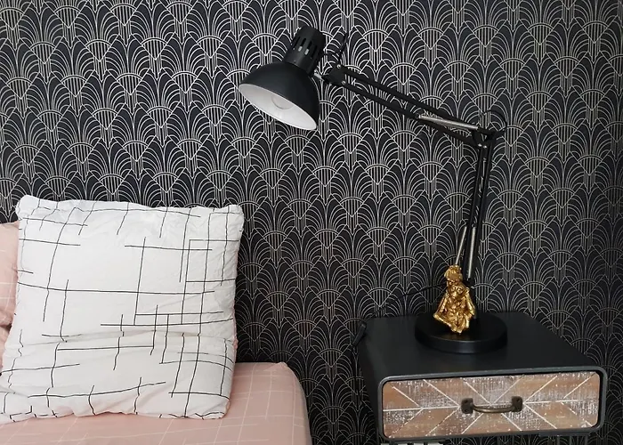 Appartement Le Pompidou T2 Pour 2 à 4 Pers Avec Parking Privé&balcon Place Ney Angers