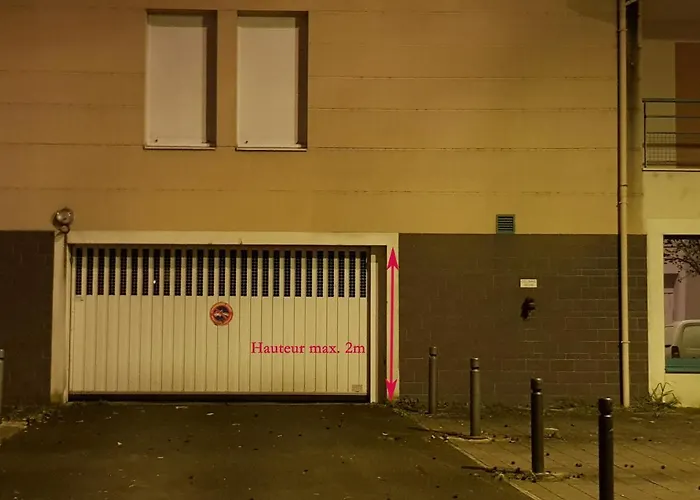 Le Pompidou T2 Pour 2 à 4 Pers Avec Parking Privé&balcon Place Ney * Angers